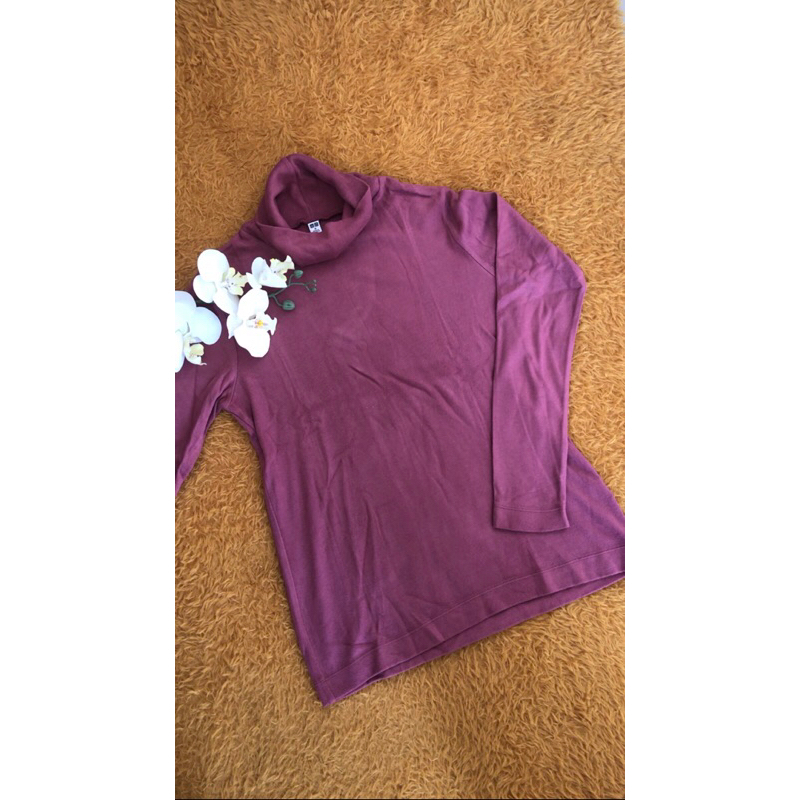 Baju atasan wanita Uniqlo / Baju atasan wanita turtle neckn