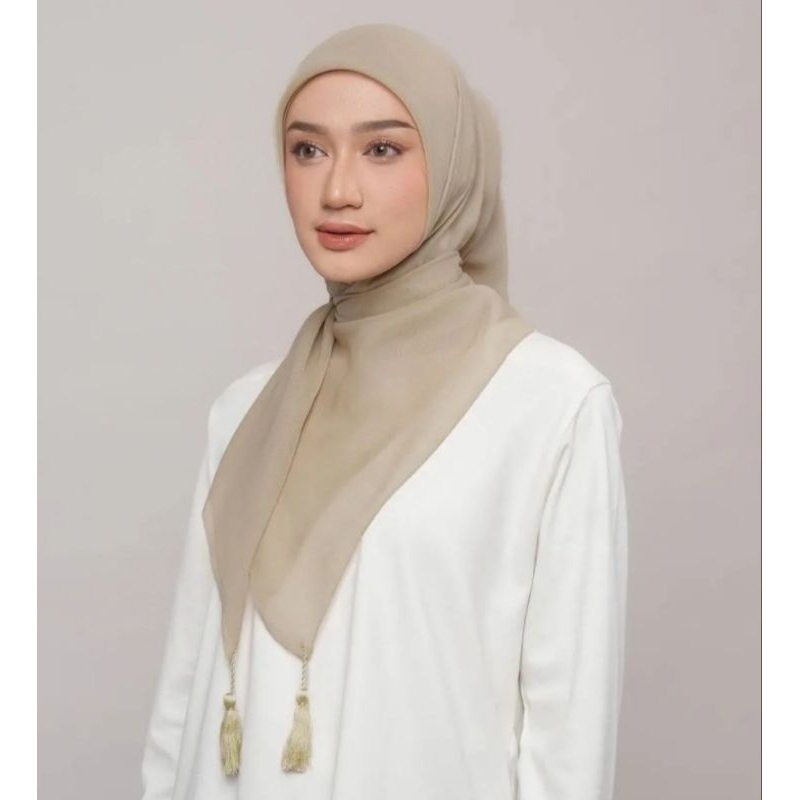 Hijab Paris Tassel//Hijab Segi Empat Paris Tassel Jambul