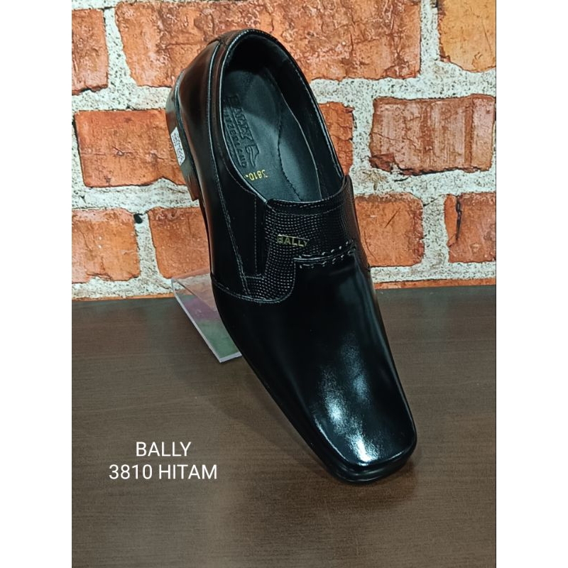 sepatu kantor pria, sepatu kantor cowok, sepatu panthopel, sepatu formal bahan kulit asli brand BALL
