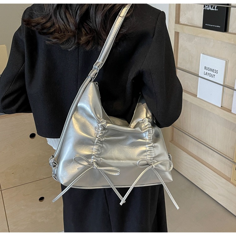 Tas Bahu Wanita Tas Bahu Simpul Lipit Tas Bahu Kapasitas Besar Tas Ketiak Tas Wanita Korea