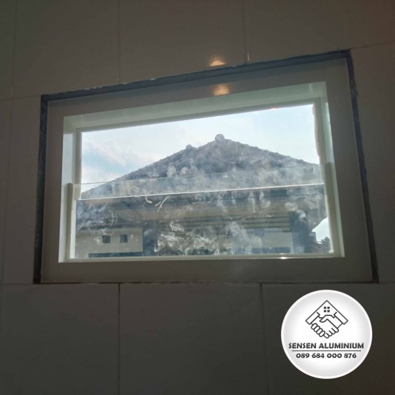 jendela Boven kamar mandi aluminium malang