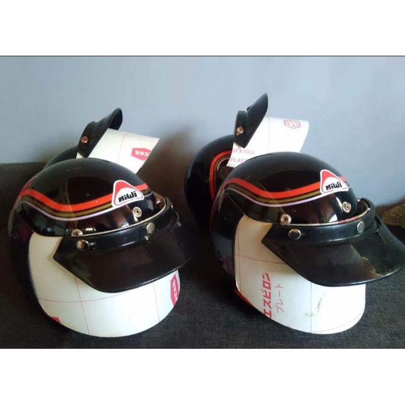 HELM VINTAGE Vespa Helm Kiwi Ori NOS