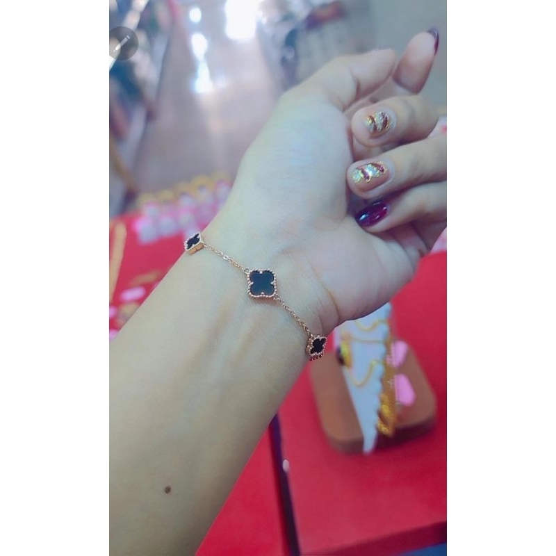 Gelang Vanclef Hitam 3 G375