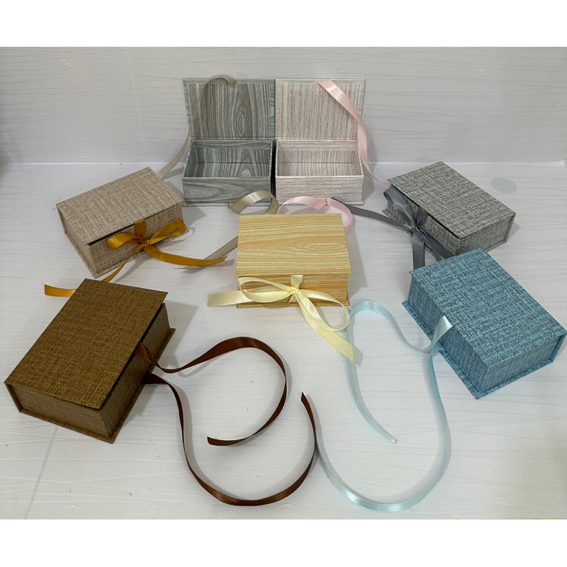 

kotak kado| Gift Box | Hard box | Hampers Box | Kotak Hadiah Exclusive | Kotak premium