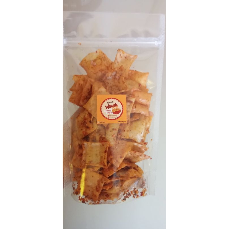 

Keripik Pangsit Varian Pedas Original. Pedasnya Nagih!! keripik wawak palembang