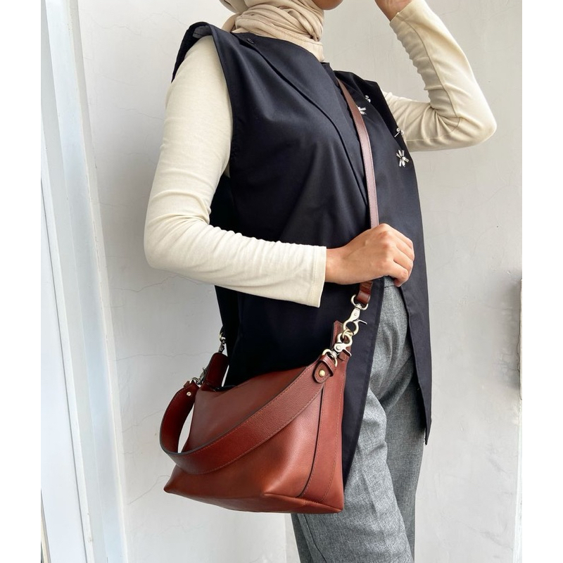 Pepari Leather Tas Wanita Kulit Sapi SlingBag PA - 134