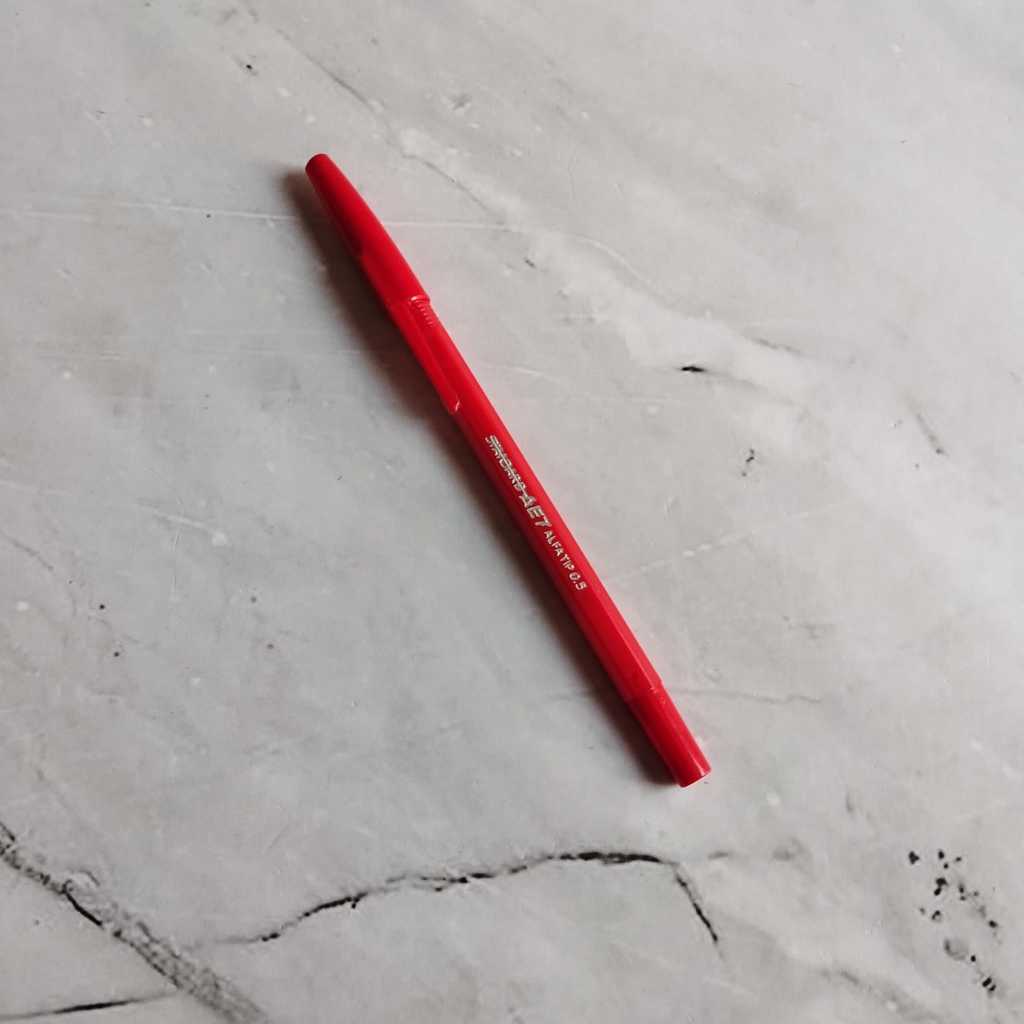 

Pena Standard Merah Pulpen STANDARD AE7 0.5 Warna Merah FASTER Pulpen/ Pena Faster Merah / Pulpen Cetek C6/C600 (0.7 mm) Warna Merah