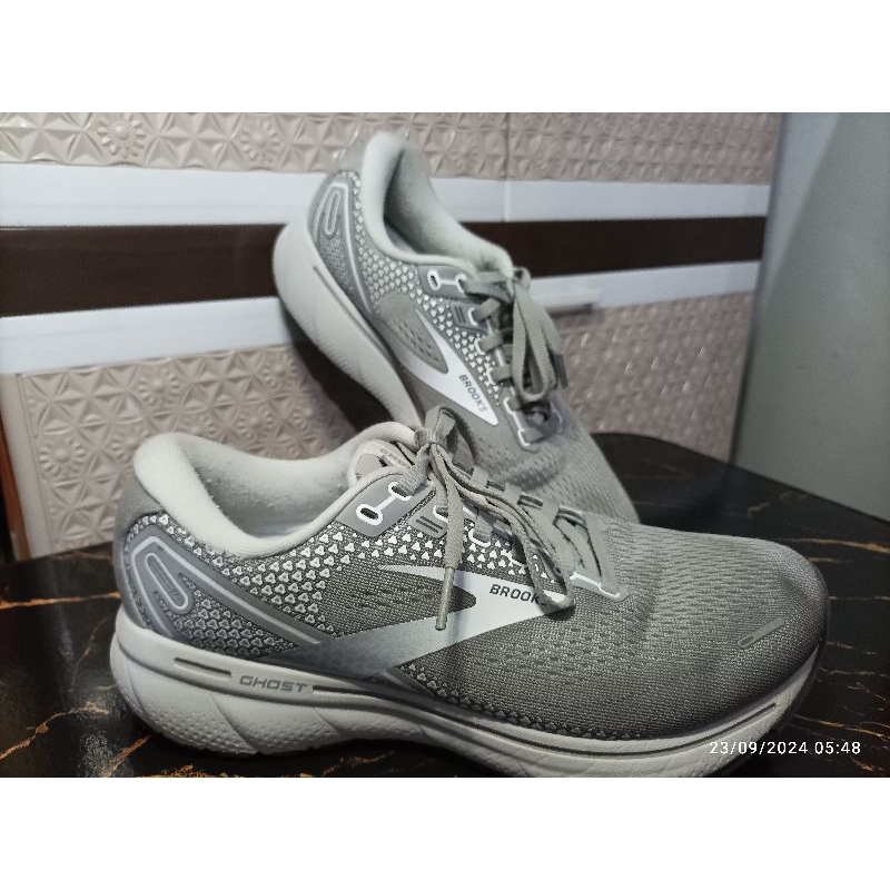 Sepatu Brooks Ghost 14 Size 40 insole 25,5 cm