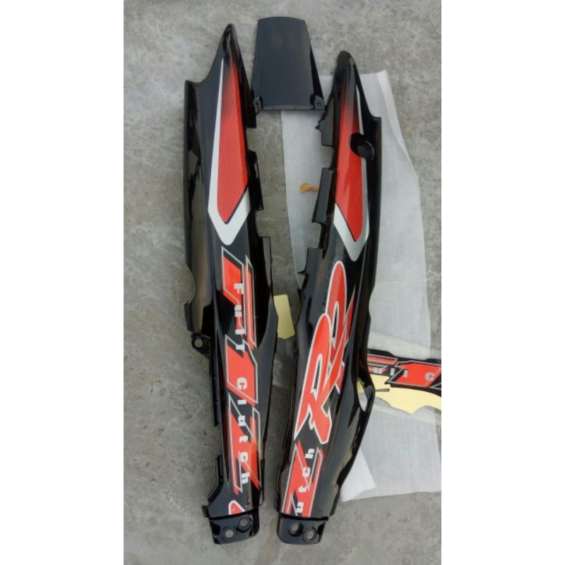 cover body belakang yamaha fizr hitam set stiker