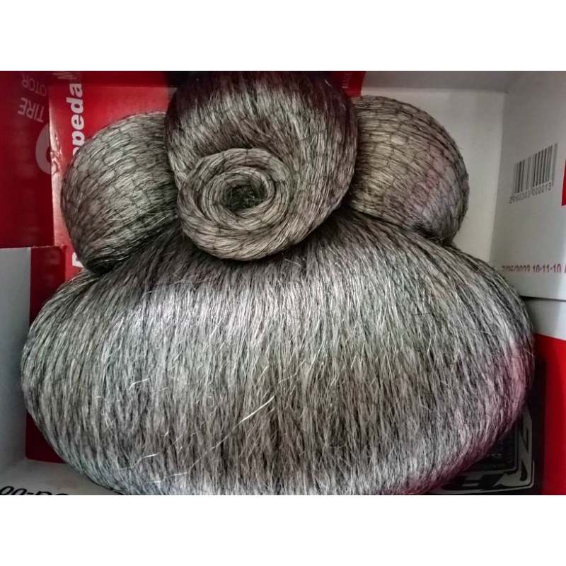 sanggul wanita/ konde motif Dewi variasi uban