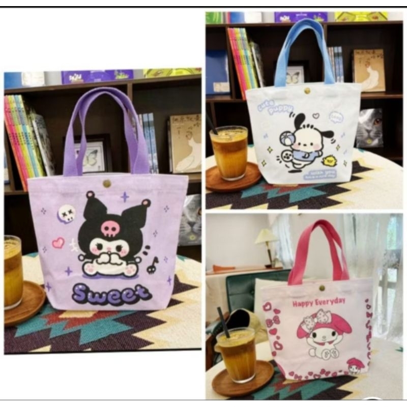 

Totebag | tas kain motif sanrio uk 22x18 cm 1pcs