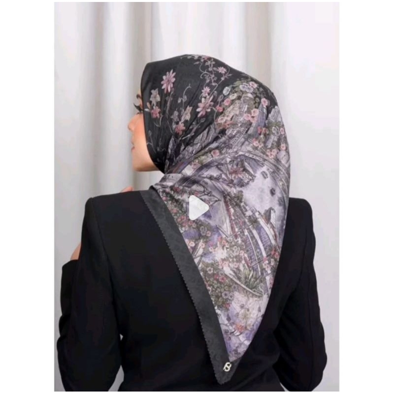 Buttonscarves Dubai 2.0 Black Oud New