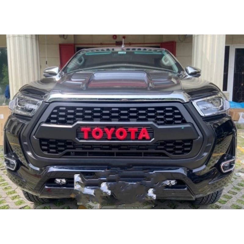 Grill hilux 2021 - 2023
