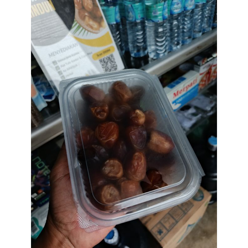 

Kurma Sukkari Premium Mika 500gr