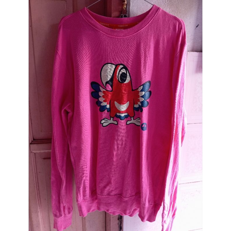 Crewneck Cewek Three Q.R Warna Fucshia Preloved