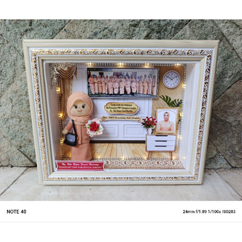 Boneka Ibu Bhayangkari | Ibu Dharmawanita | Ibu Persit | Kado unik Kemas Frame