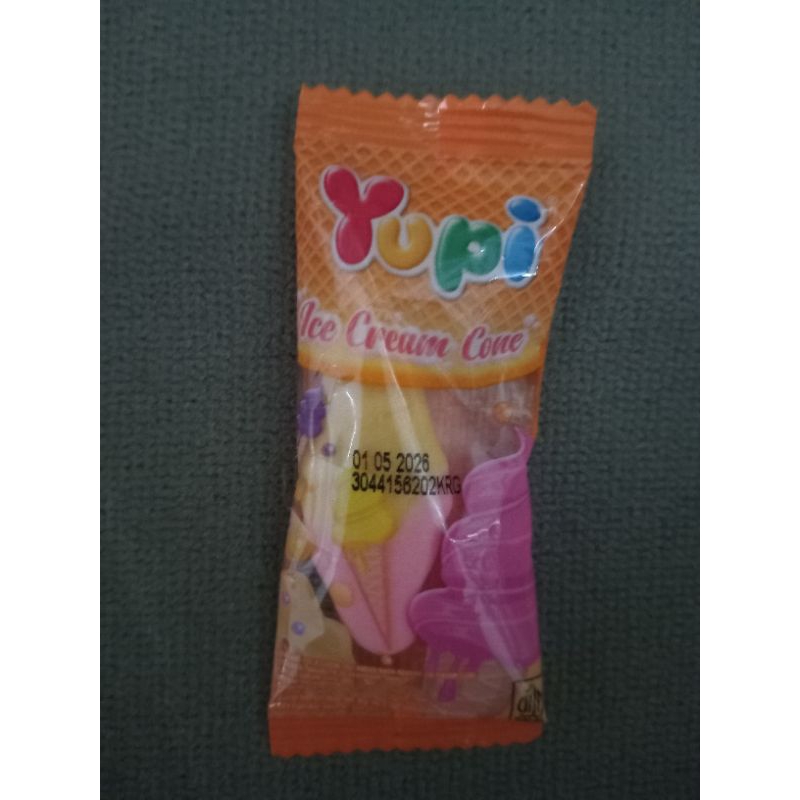 

yupi ice cream cone (ecer / perbiji)