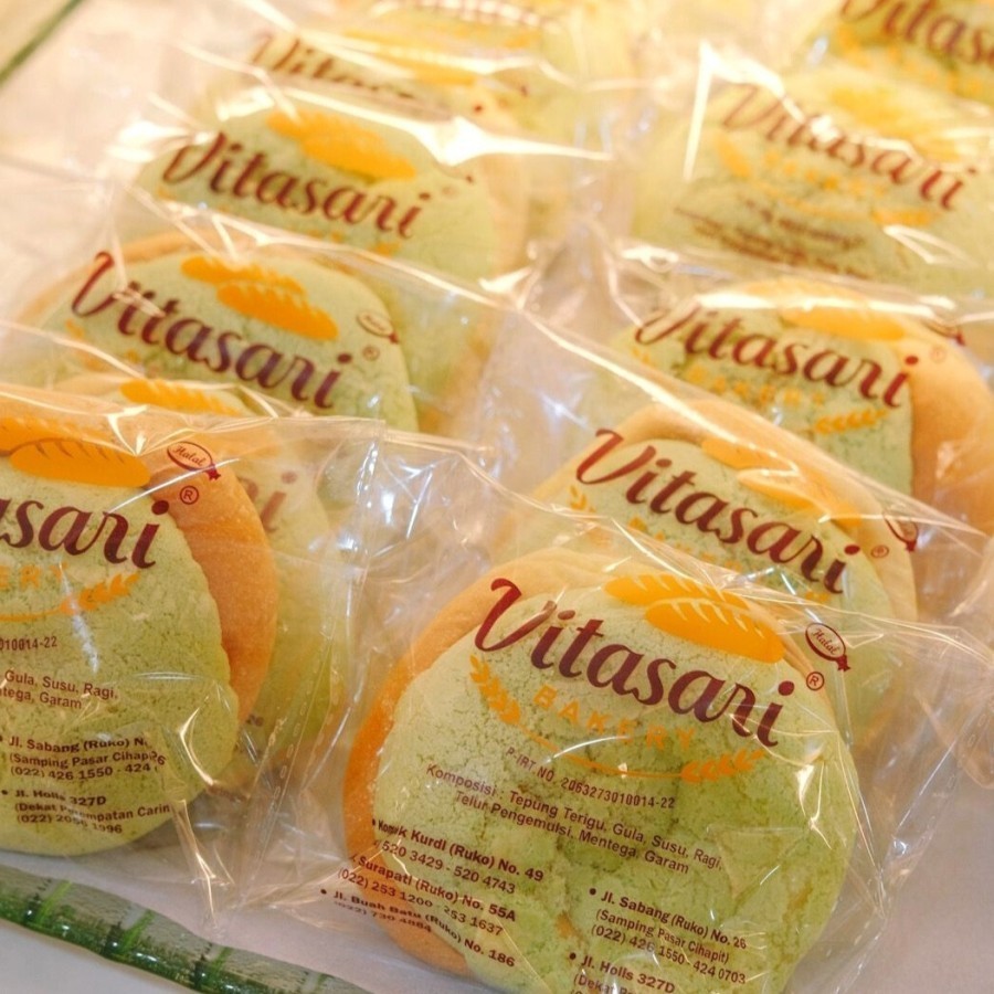 

VITASARI BAKERY Roti Kulit Nangka vitasari bakery jajanan Bandung oleh oleh bandung