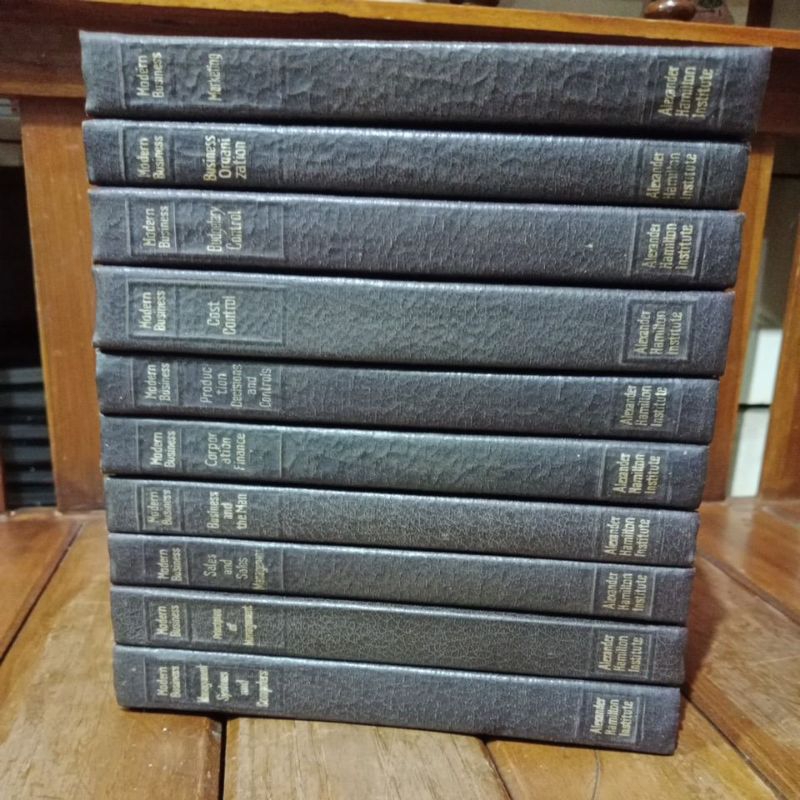 MODERN BUSINESS - ALEXANDER HAMILTON INSTITUTE