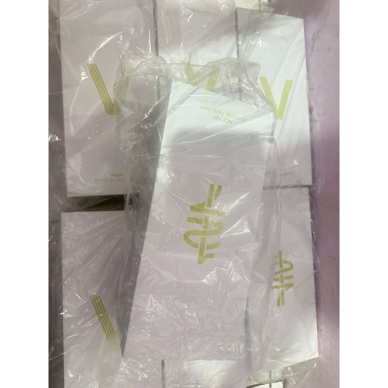 [READY STOCK] NCT WAYV FANLIGHT OFFICIAL