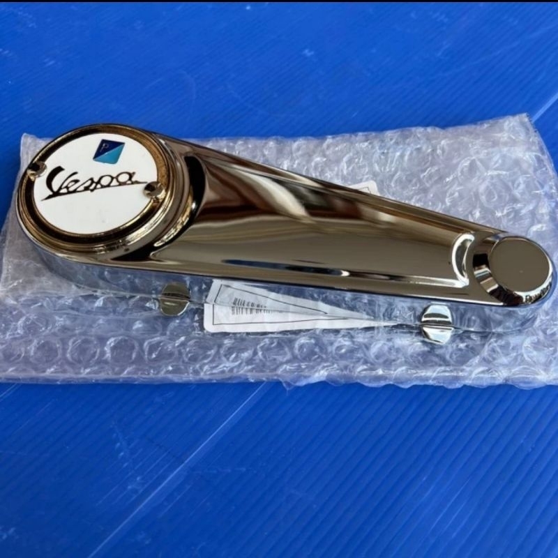 Tutup fork Vespa Latin PIAGGIO utk vespa fork 3 (Sprint, VBB, Super)