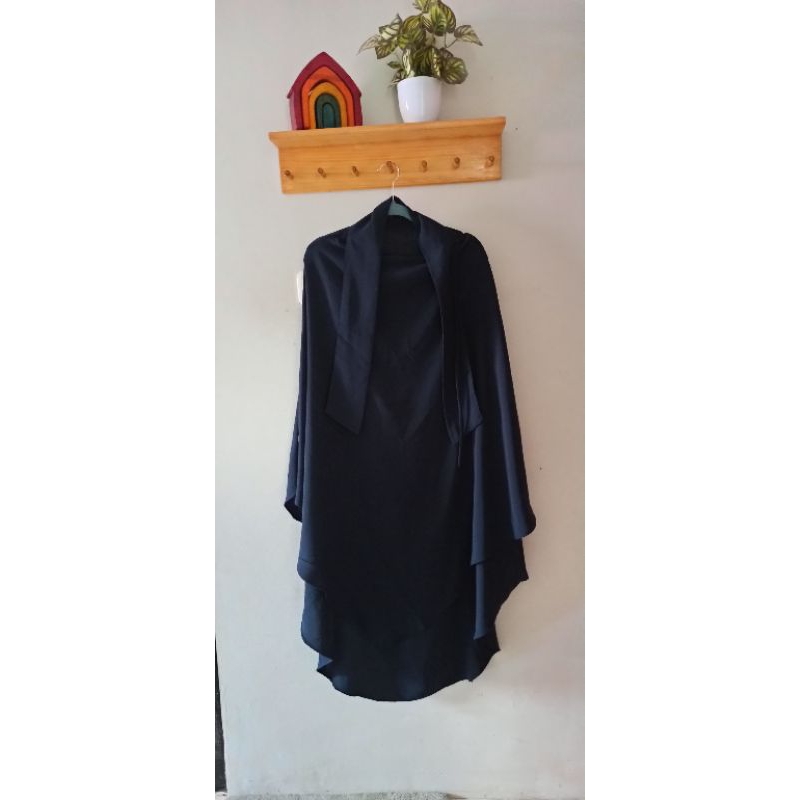 Preloved FK Ditsy Shadeeya Mazen Midnight Blue