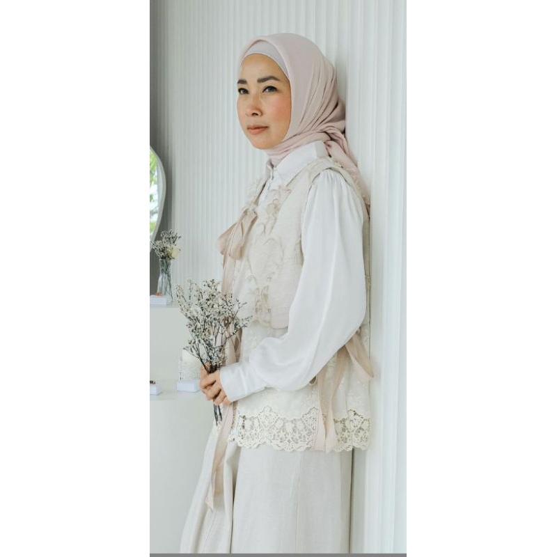 PRELOVED DFR CLOTH OUTHER RAYA DE COCO