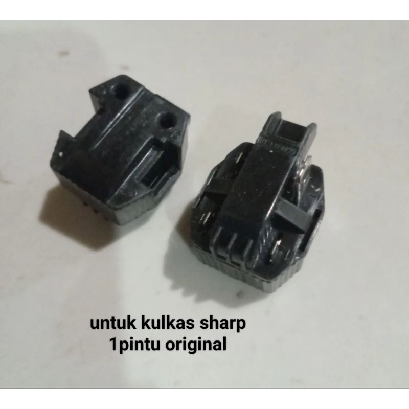 Relay Kulkas kaki kanan Original Sharp