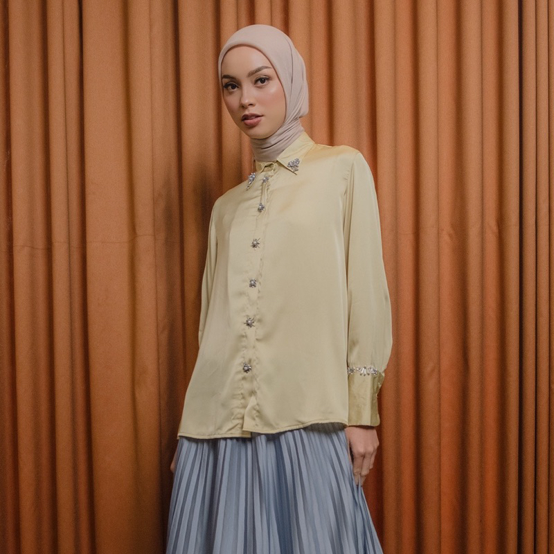 ( Preloved ) Efra Top Jenna & Kaia