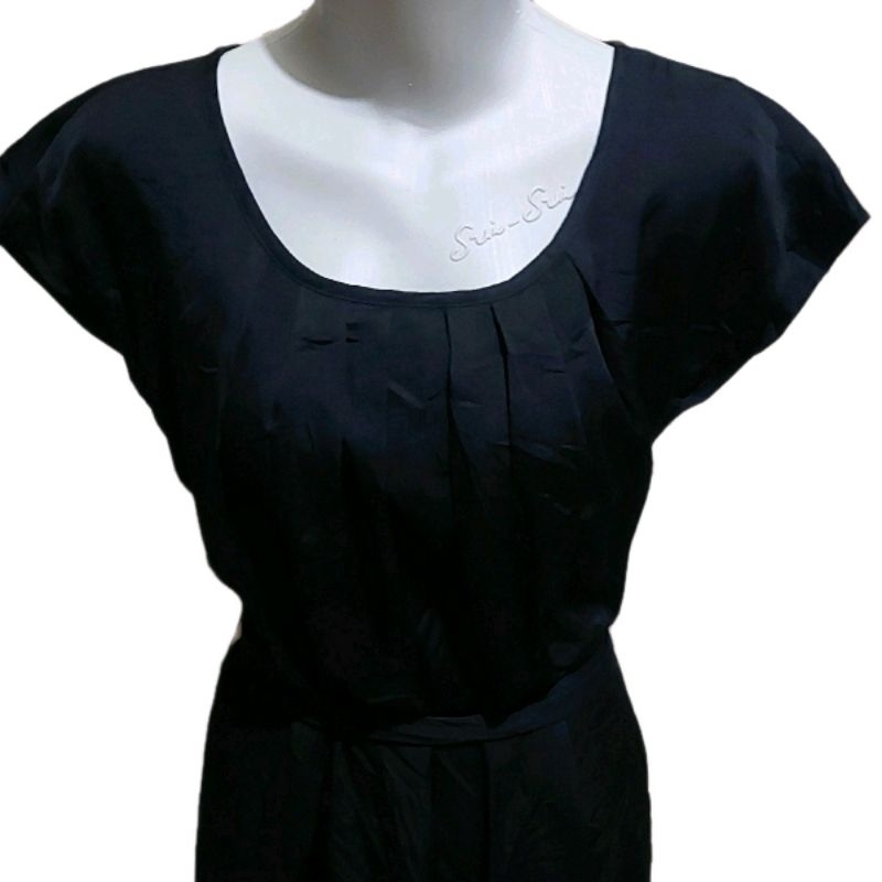 Baju Dress Midi Wanita Hitam Casual Model Baru
