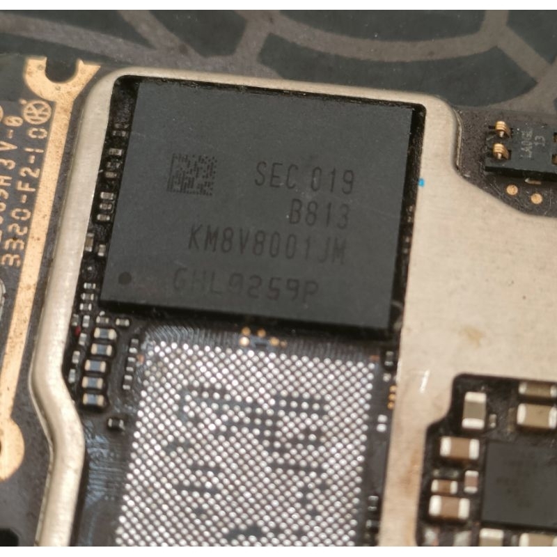 KM8V8001JM ufs 8/128