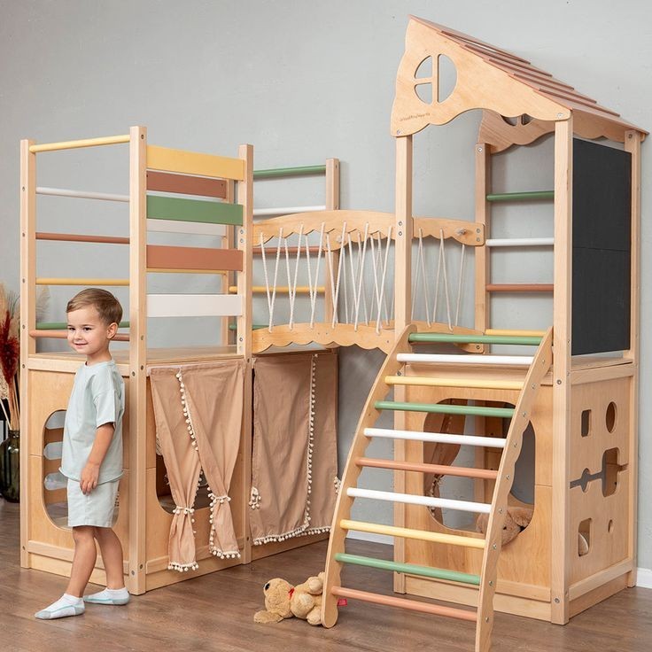 Playground Indoor Kayu Type Cat