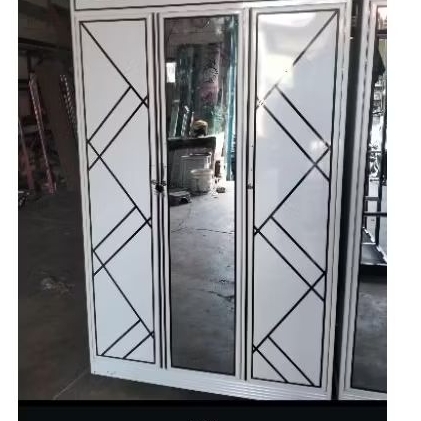 lemari pakaian  kaca motif aluminium 3 pintu