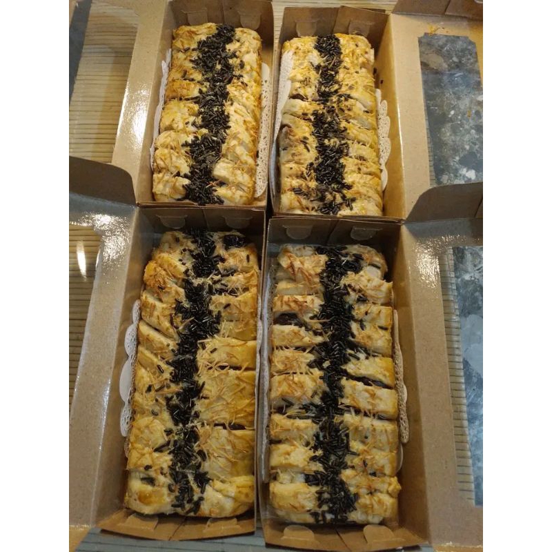 

banana strudel pisang coklat