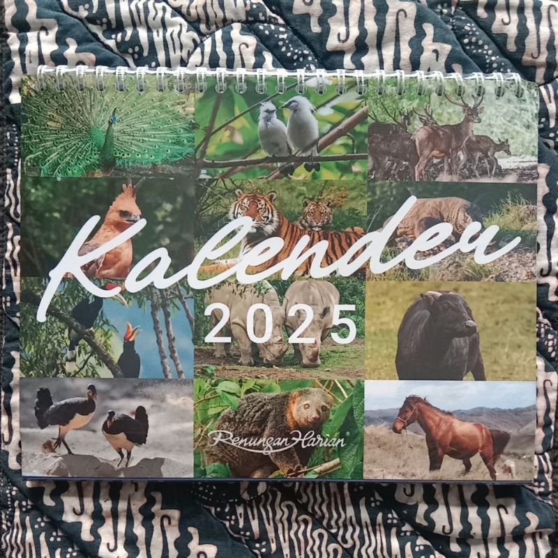 

Kalender Meja 2025 Ukuran 21x15 Renungan harian