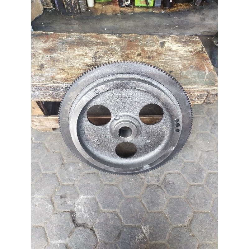 Roda Gila Flywheel Elektrik Stater Mesin Diesel S1115 Dong Feng / Jiang Dong