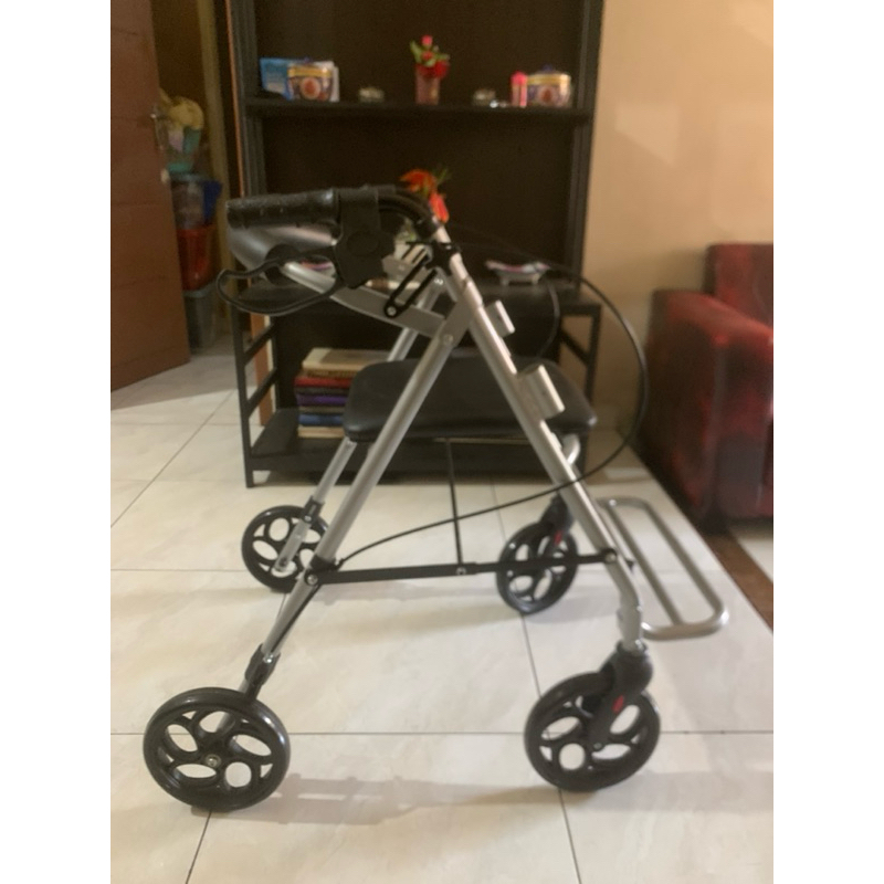 Rollator Onehealth