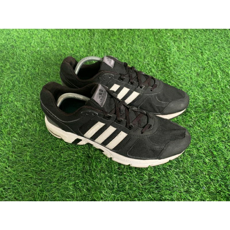 SEPATU RUNNING ADIDAS ORIGINAL SECOND SIZE 44