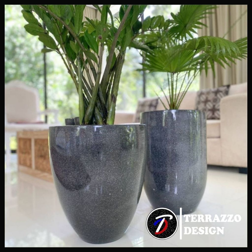 Pot tanaman teraso type bakul malang