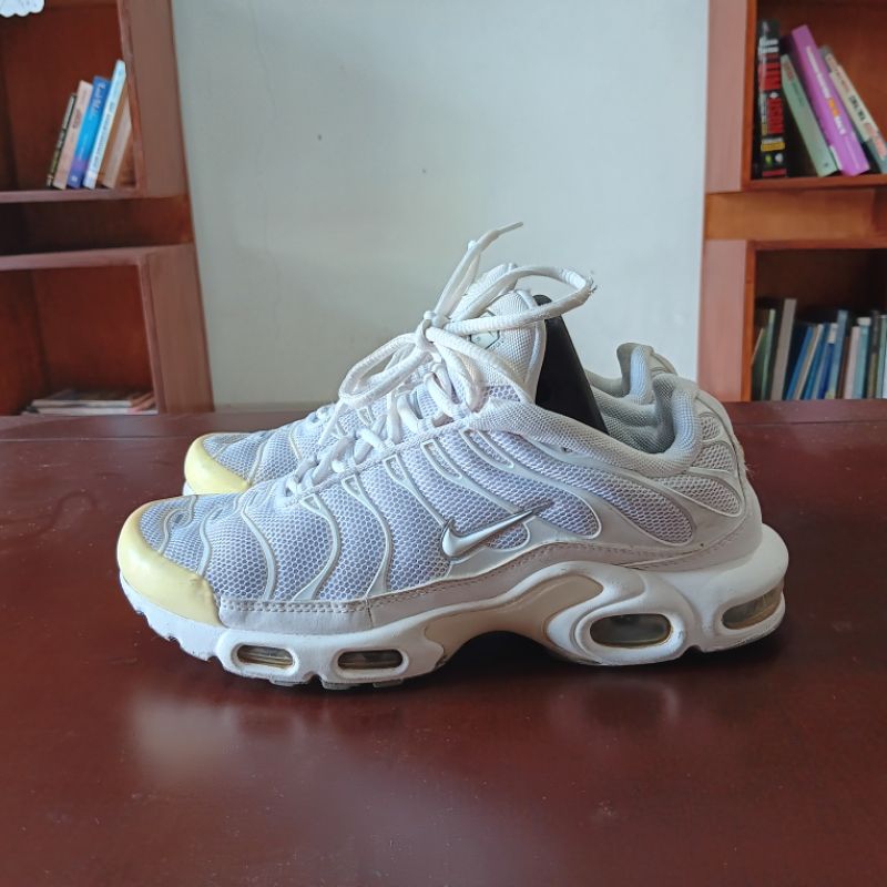 Nike Airmax Plus TN Putih Sepatu Casual Unisex Second Original