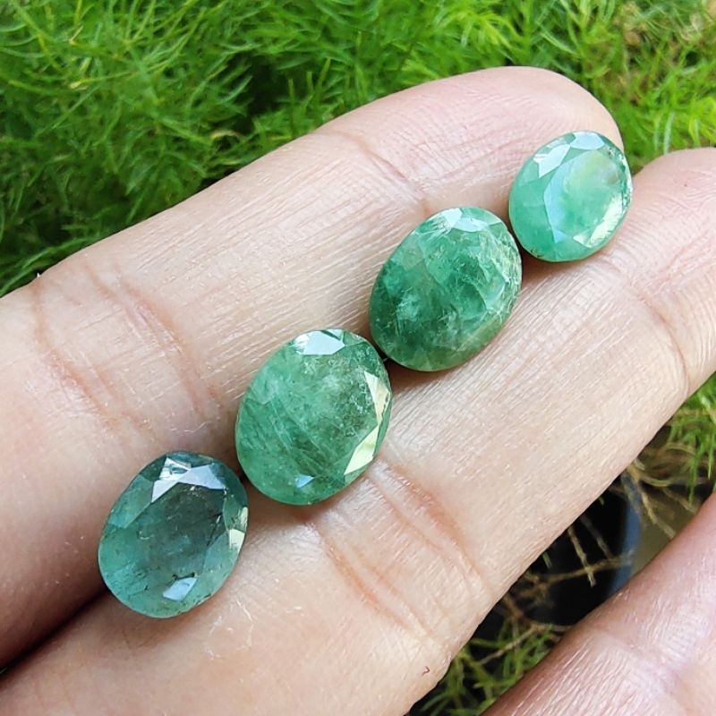 Batu natural emerald / batu zamrud asli cutting oval