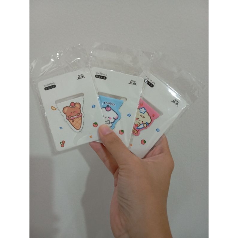 

PEMBATAS BUKU LUCU /AESTATIC/ALAT TULIS