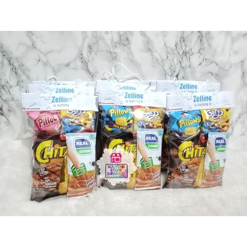 

Paket Snack Murah meriah label request tema kode CHT || Hampers snack surabaya || Parcel ultah surabaya || Bingkisan + snack ultah murmer || Paketan snack anak