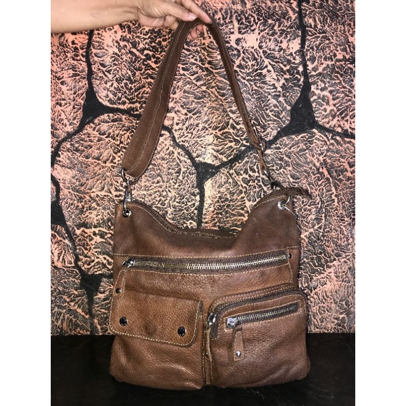 Fossil Sling Bag