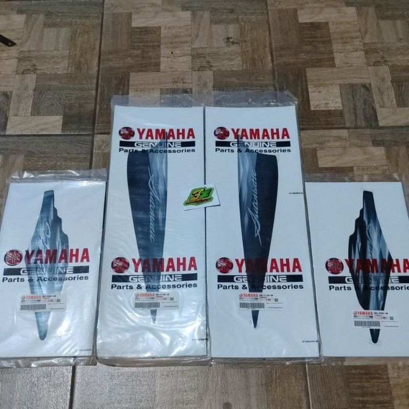 Stiker striping graphic grafik Mio Sporty Smile 28D hitam black mx 2009 original baru YGP nos