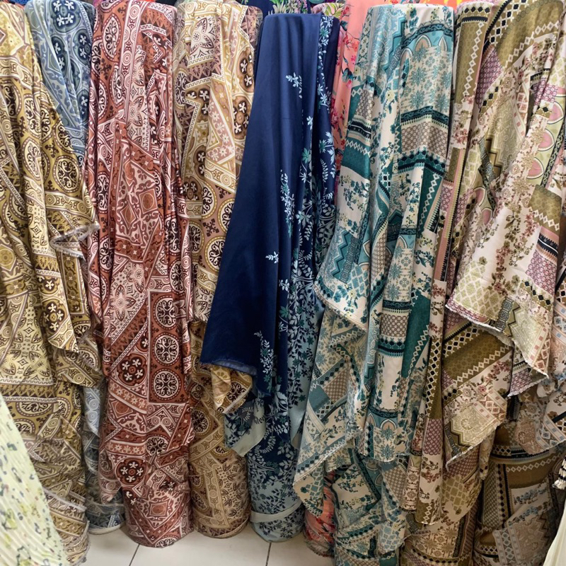 kain maxmara silk - kain maxmara lux - kain maxmara motif - kain dress maxmara silk - kain gamis max