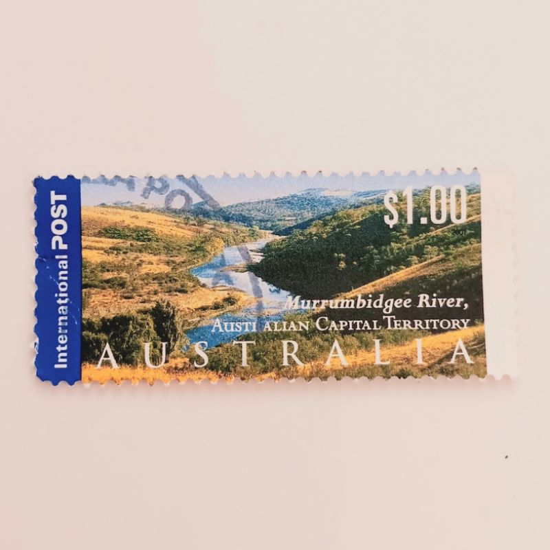 

(AE) Perangko Australia 2001 International Post: Views of Australia (2nd issue) - Murrumbidgee River, Australian Capital Territory 1$ Used