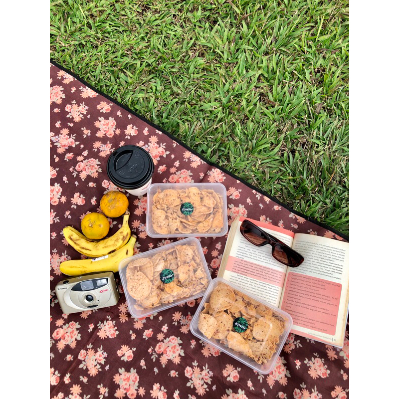 

Basreng pedas daun jeruk 100g