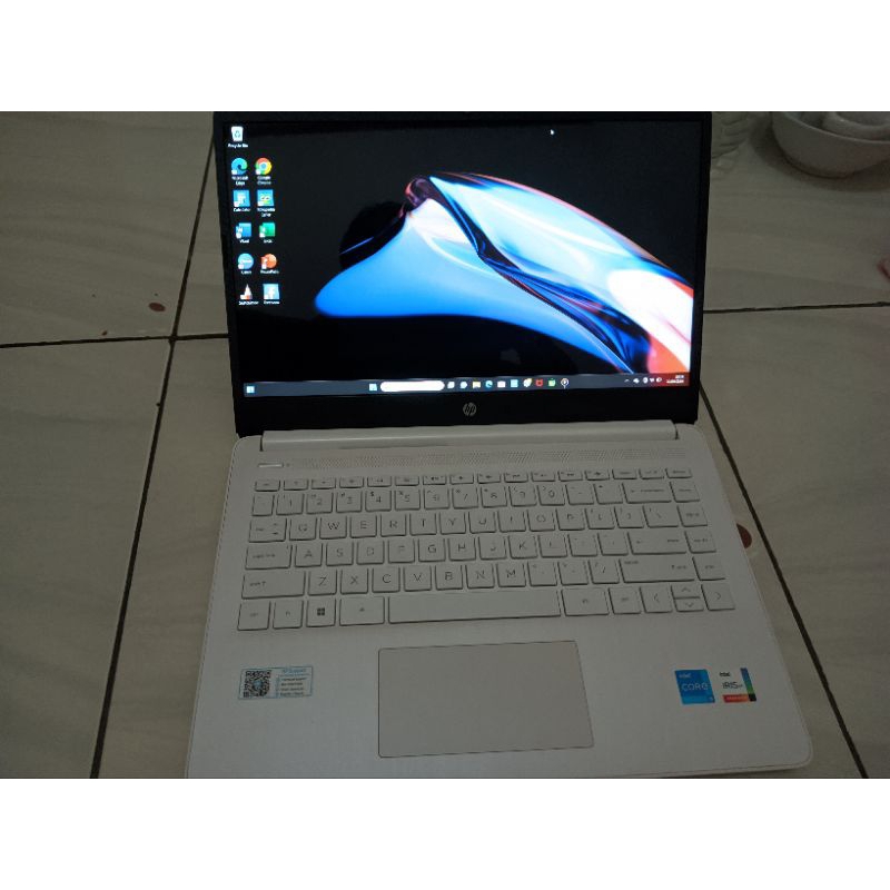 laptop Hp14s-dq4029tu core i5 gen 11