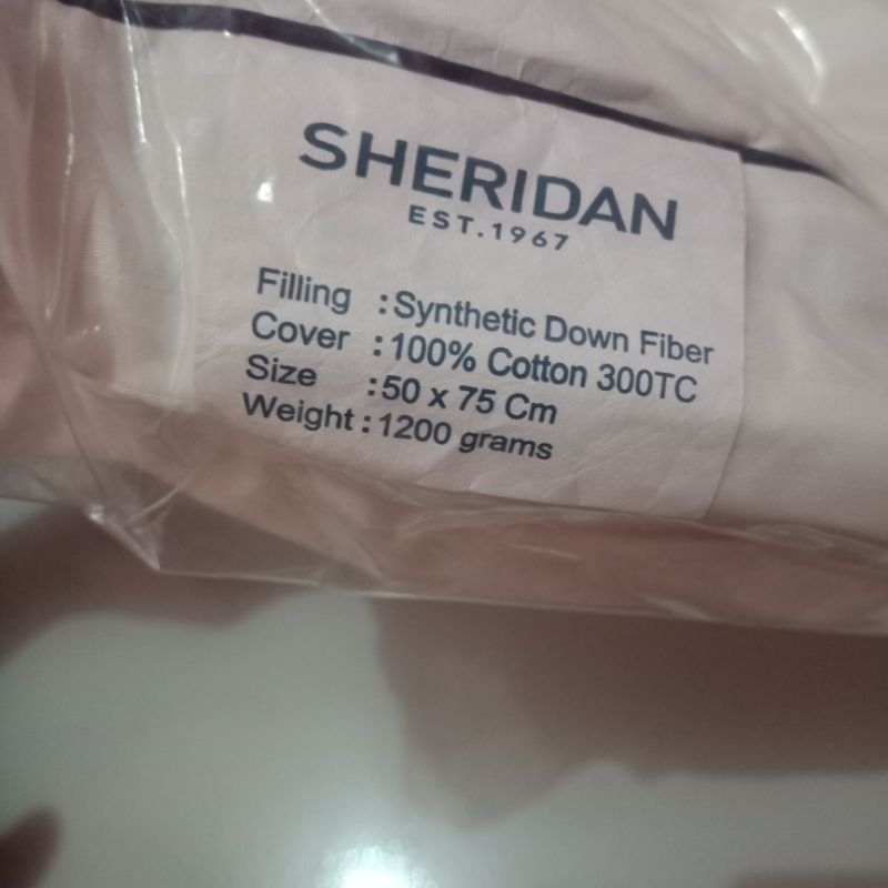 Bantal hotel Sheridan